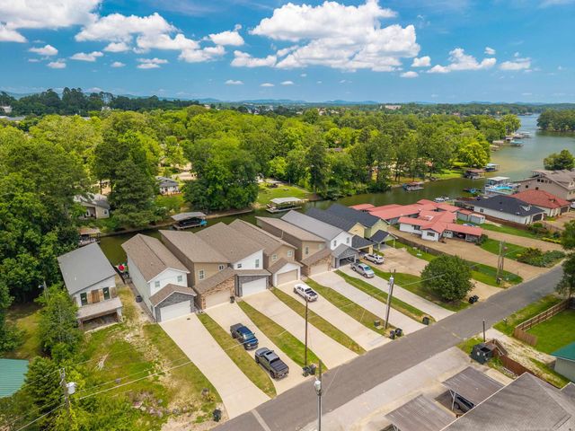 219 Long Beach Drive, Hot Springs, AR 71913