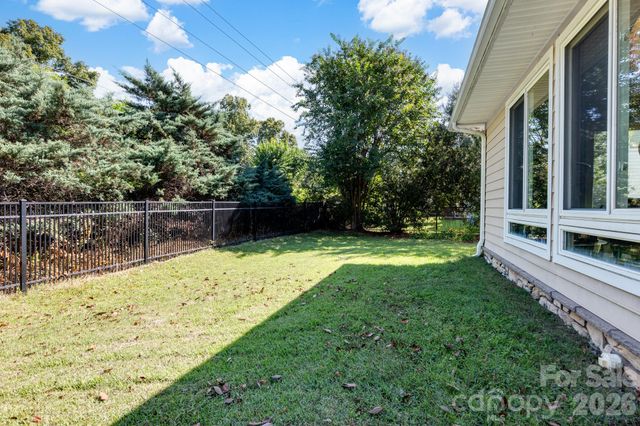 1213 Boyden Place NW, Concord, NC 28027