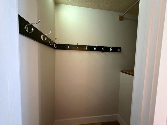 1407 S 9th Street, Goshen, IN 46526