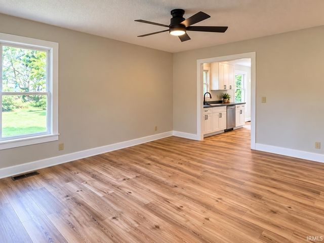 1407 S 9th Street, Goshen, IN 46526