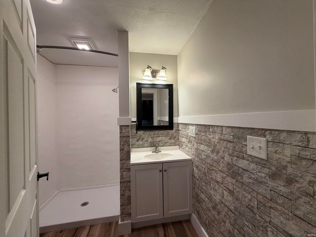 1407 S 9th Street, Goshen, IN 46526