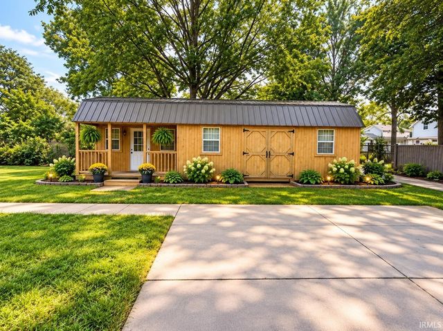 1407 S 9th Street, Goshen, IN 46526