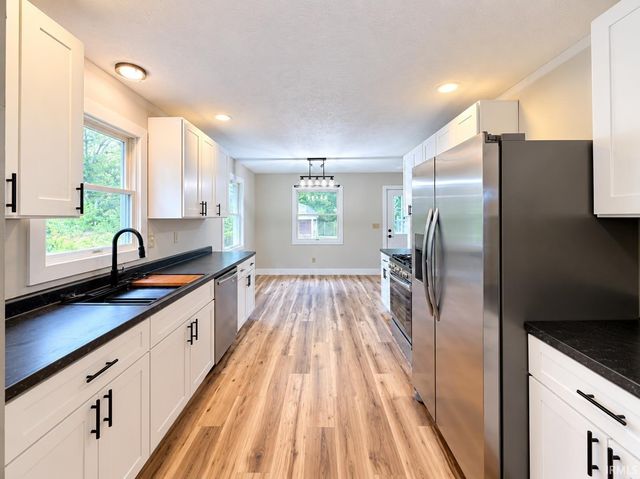 1407 S 9th Street, Goshen, IN 46526