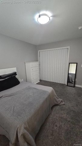 22262 BRYWOOD, Clinton Charter Township, MI 48036