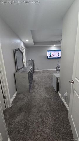 22262 BRYWOOD, Clinton Charter Township, MI 48036