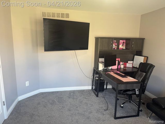 22262 BRYWOOD, Clinton Charter Township, MI 48036