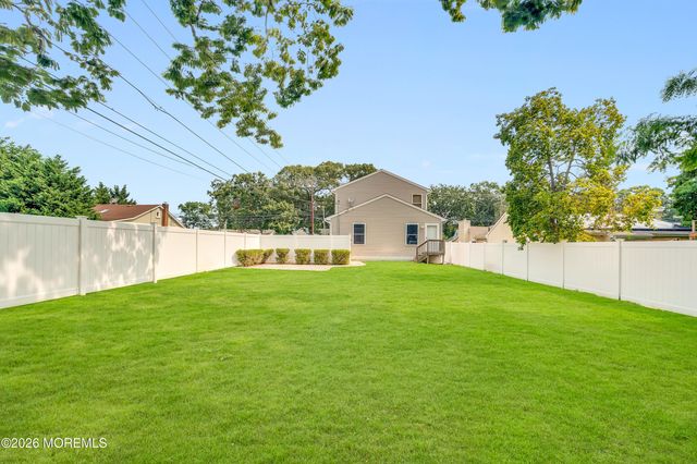 500 Hardenberg Avenue, Point Pleasant, NJ 08742