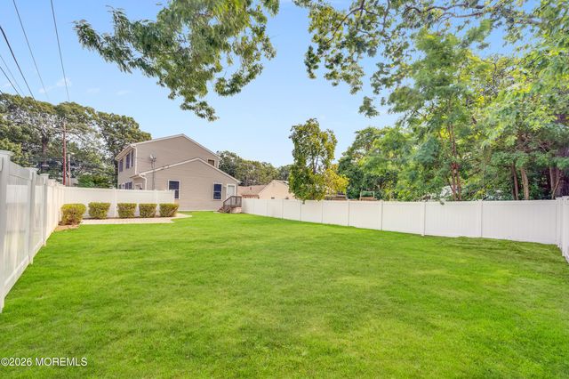500 Hardenberg Avenue, Point Pleasant, NJ 08742