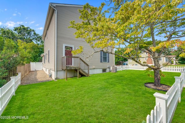 500 Hardenberg Avenue, Point Pleasant, NJ 08742