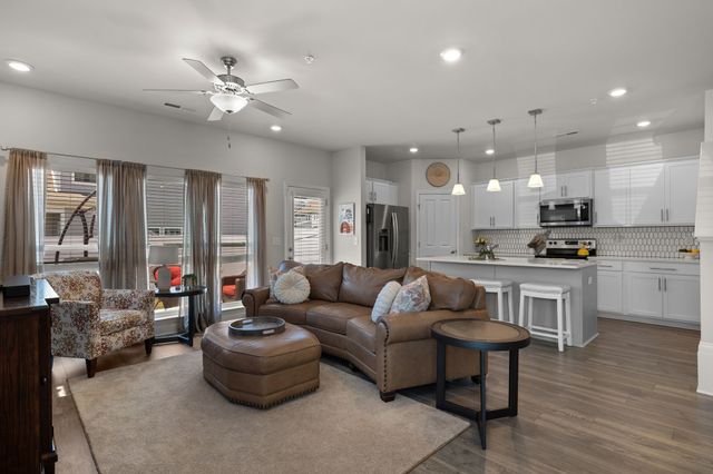 1247 June Wilde Rdg, Spring Hill, TN 37174