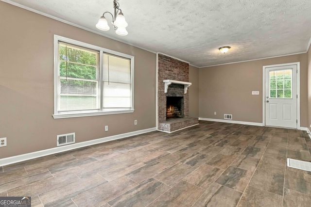 9169 Lakeview Drive SW, Covington, GA 30014