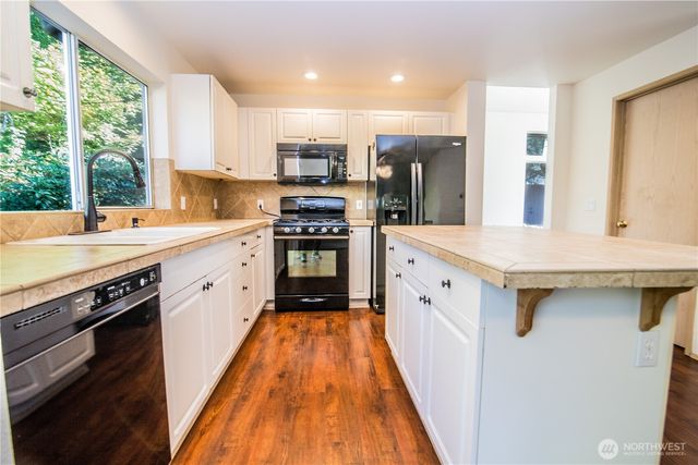 1811 39th Street SE, Puyallup, WA 98372