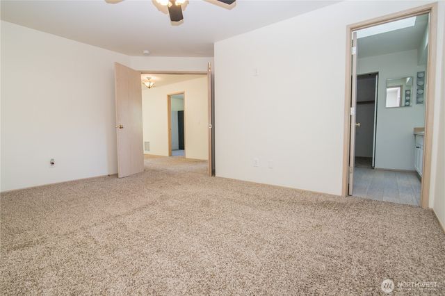 1811 39th Street SE, Puyallup, WA 98372