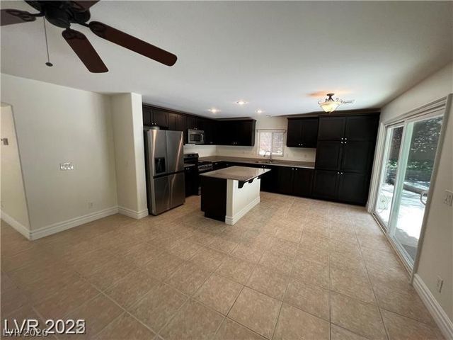 291 Broken Par Drive, Las Vegas, NV 89148