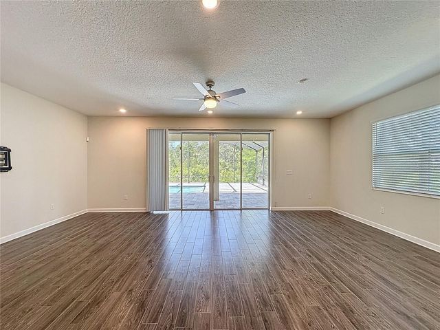 521 BRUNSWICK DRIVE, Davenport, FL 33837