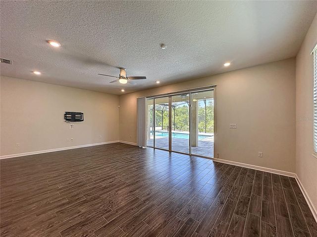 521 BRUNSWICK DRIVE, Davenport, FL 33837