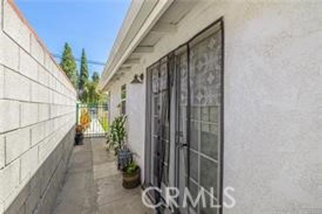 11625 GLADSTONE AVENUE, Sylmar, CA 91342
