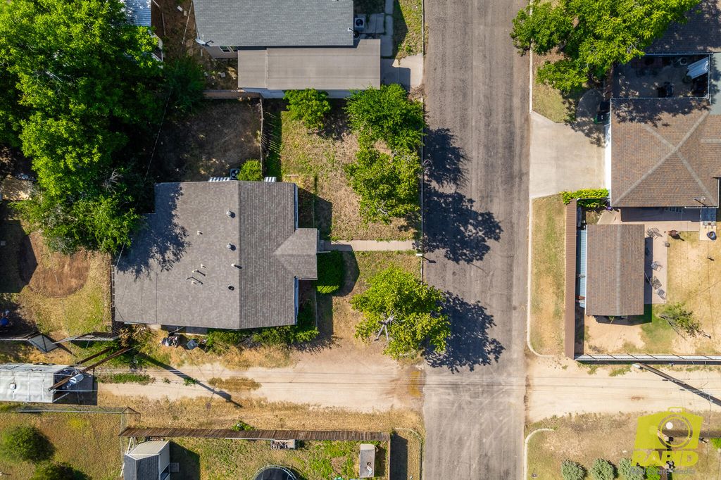 Image 38 of property listing at 306 N Garrett Street, San Angelo, TX 76901