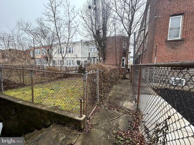 5433 WALNUT ST, Philadelphia, PA 19139