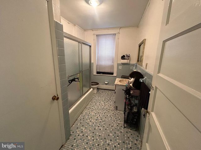 5433 WALNUT ST, Philadelphia, PA 19139