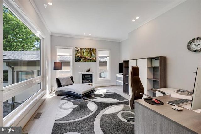 9604 PEMBROKE PL, Vienna, VA 22182