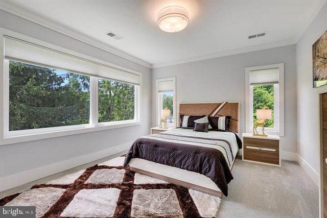 9604 PEMBROKE PL, Vienna, VA 22182