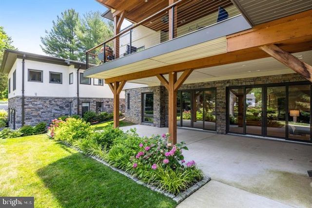 9604 PEMBROKE PL, Vienna, VA 22182