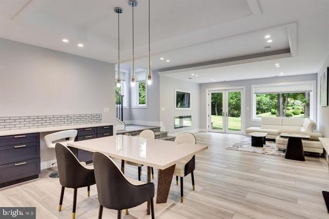 9604 PEMBROKE PL, Vienna, VA 22182