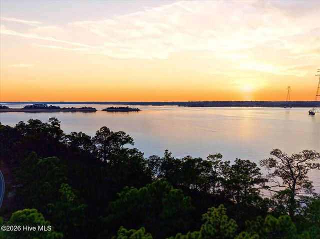 6668 Lemon Lane, Wilmington, NC 28412