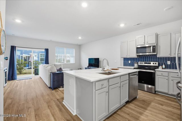 6668 Lemon Lane, Wilmington, NC 28412