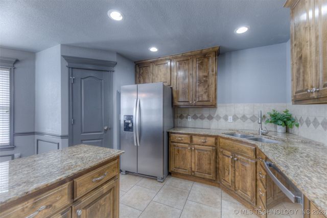 12801 N 44th East Avenue, Skiatook, OK 74070