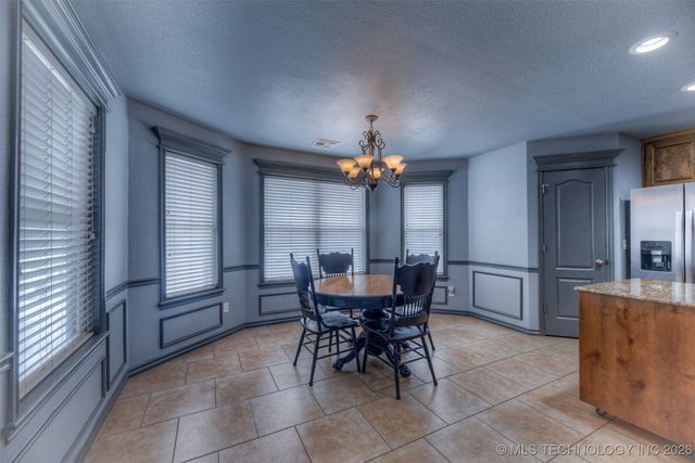 12801 N 44th East Avenue, Skiatook, OK 74070