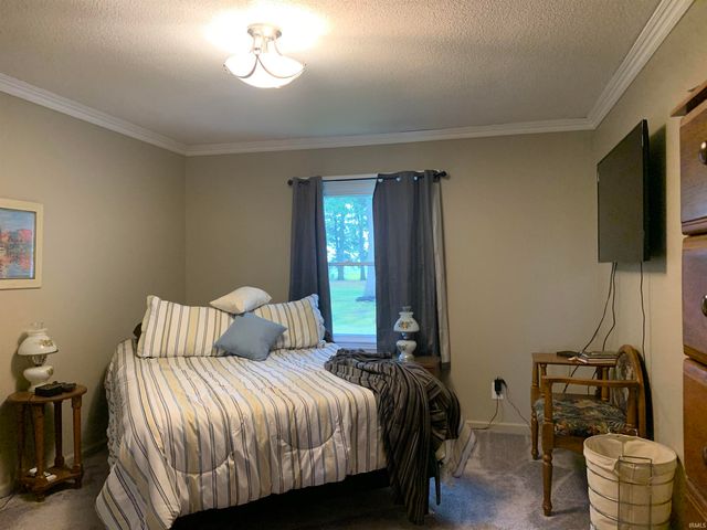 1420 N 100 E, Hartford City, IN 47348