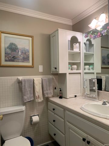 1420 N 100 E, Hartford City, IN 47348