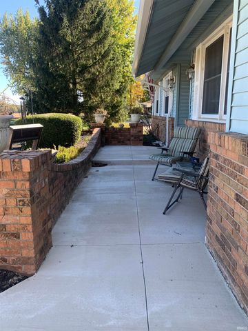 1420 N 100 E, Hartford City, IN 47348