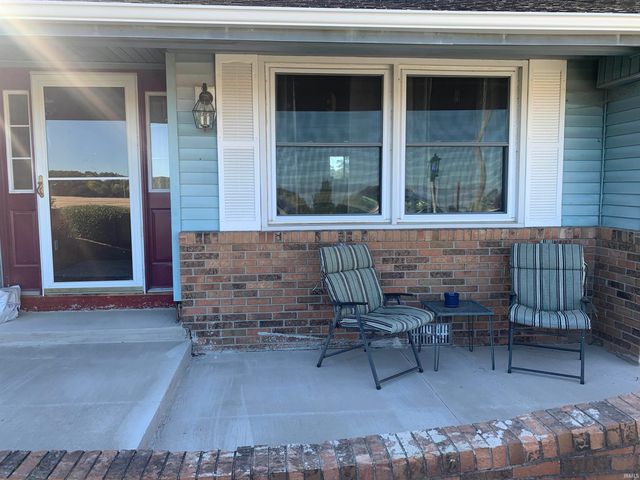 1420 N 100 E, Hartford City, IN 47348