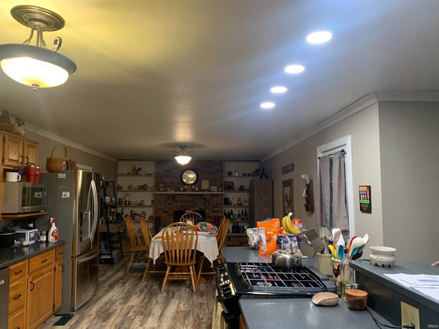 1420 N 100 E, Hartford City, IN 47348