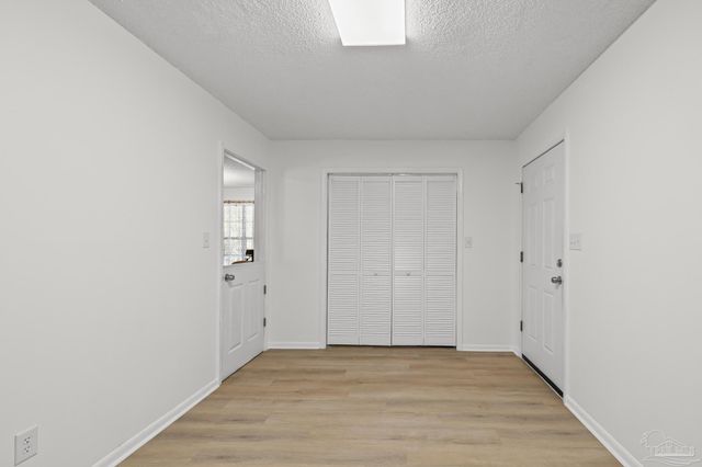 1747 New Hope Rd, Gulf Breeze, FL 32563