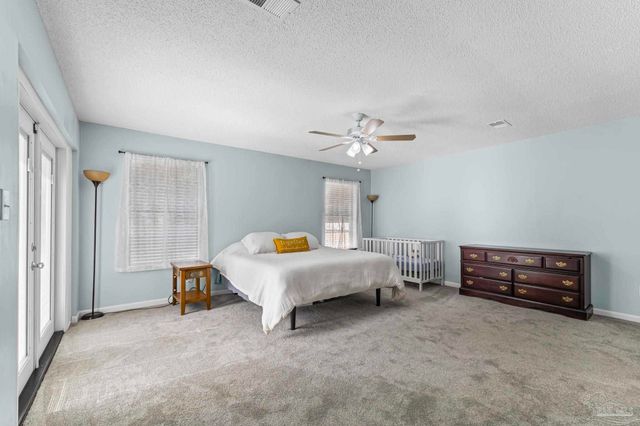 1747 New Hope Rd, Gulf Breeze, FL 32563