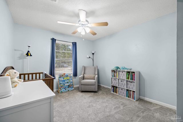 1747 New Hope Rd, Gulf Breeze, FL 32563