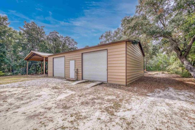 1747 New Hope Rd, Gulf Breeze, FL 32563
