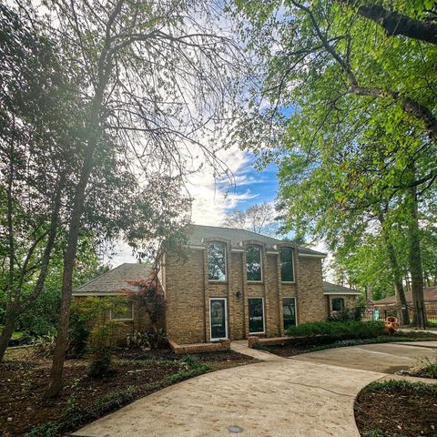 537 Natchez Park, Conroe, TX 77302
