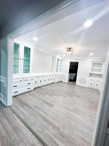 537 Natchez Park, Conroe, TX 77302