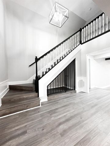537 Natchez Park, Conroe, TX 77302