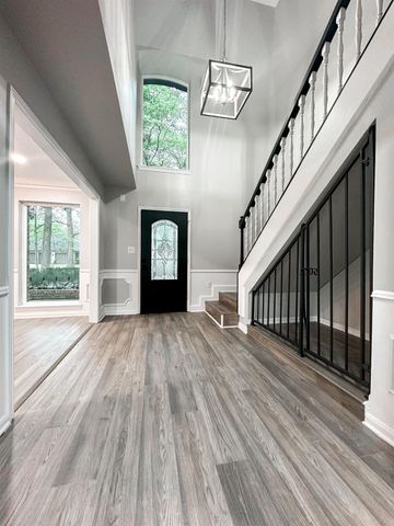 537 Natchez Park, Conroe, TX 77302