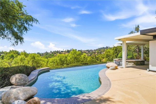 1615 Coban, La Habra Heights, CA 90631