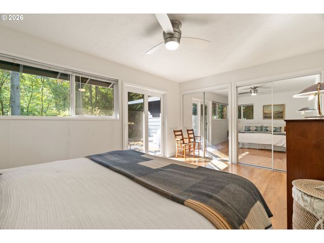 3124 Sw ARNOLD St, Portland, OR 97219