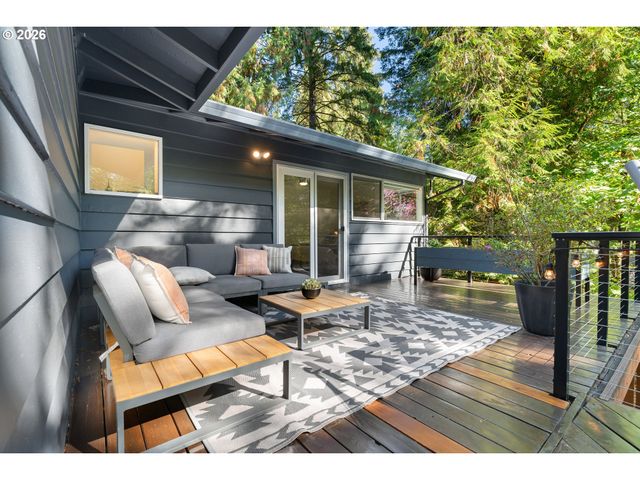 3124 Sw ARNOLD St, Portland, OR 97219