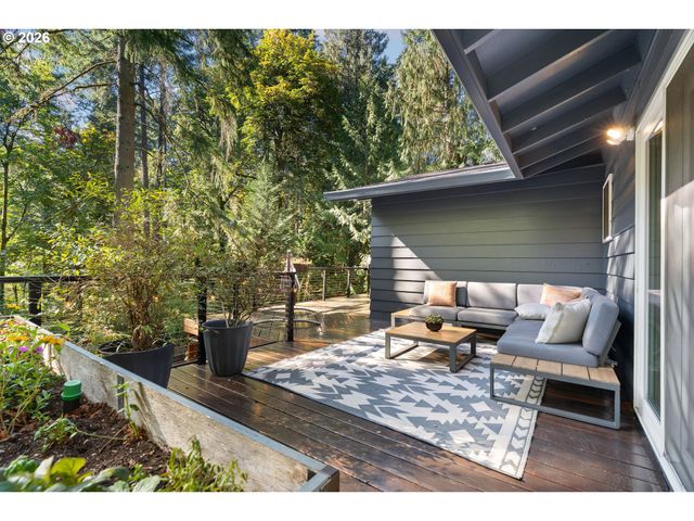 3124 Sw ARNOLD St, Portland, OR 97219