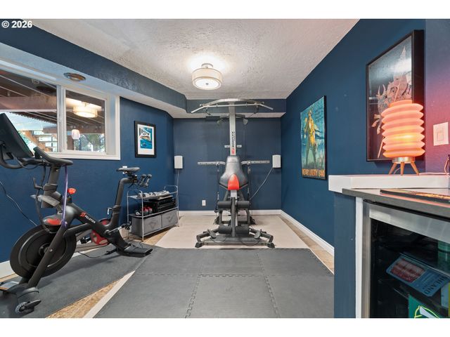 3124 Sw ARNOLD St, Portland, OR 97219